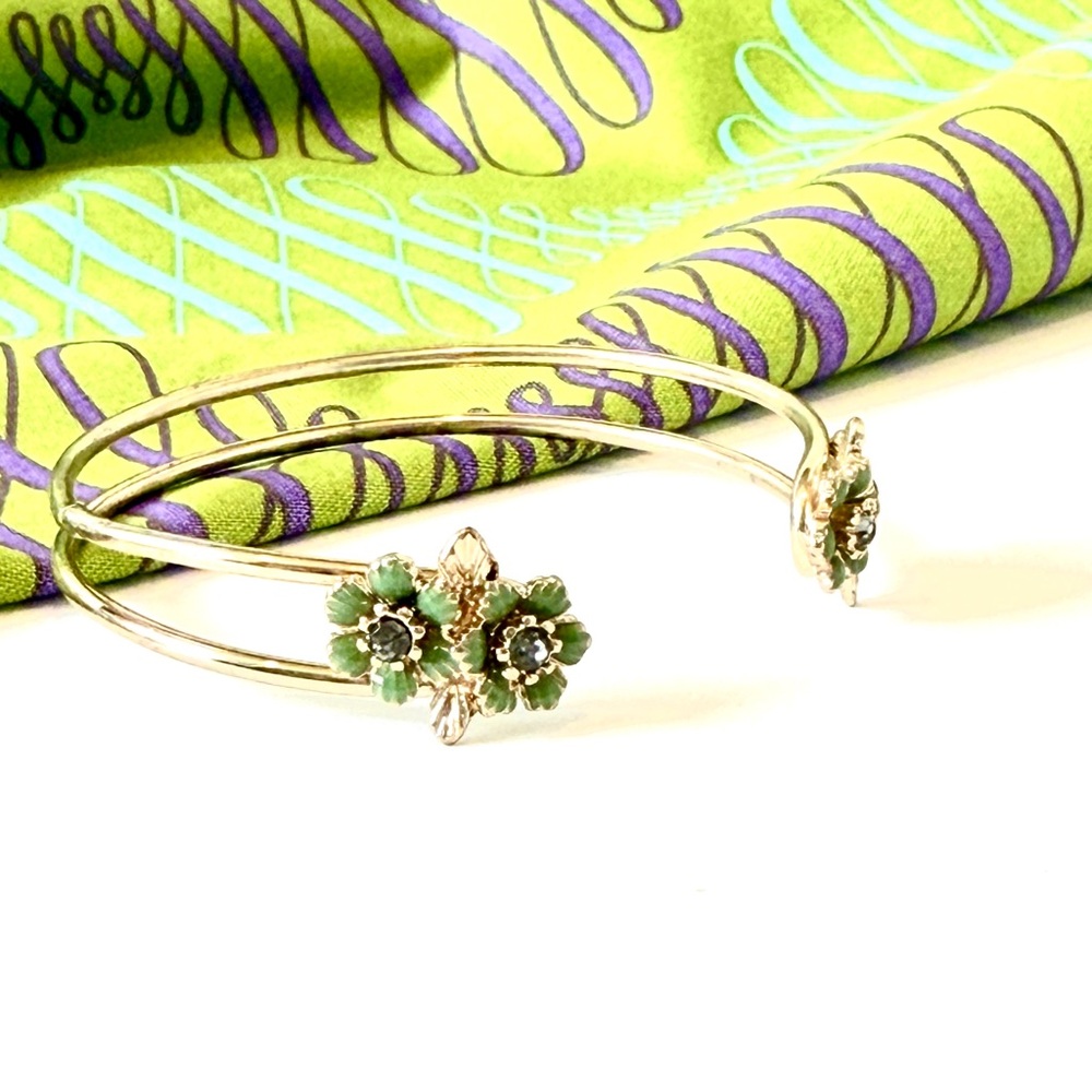 LEE ANGEL for NEIMAN MARCUS | New Mint Green Floral Cuff Bracelet | Floor Model - Picture 7 of 8